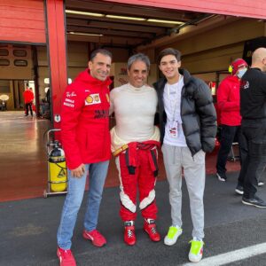 Marc Gené Instagram - Bellissima sorpresa @jpmonty2 con la F2008 nel Mugello!! Bonitos recuerdos de mis últimos GP de @f1 en 2003-2004 juntos en WilliamsF1. Today first time Montoya drives a Ferrari F1!! @ferrariraces @sebasmontoya58 #finalimondiali