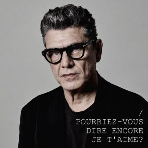 Marc Lavoine Instagram - Mon nouveau single « Pourrais-je dire encore je t’aime ? » que je viens de sortir est une chanson qui nous questionne sur ces simples mots qui veulent dire tant de choses...
J’ai créé un site sur lequel je vous invite à partager avec moi vos messages d’amour. Ils peuvent être pour vos amis, vos enfants, votre bien aimé(e) ou encore votre amour secret … je me ferai un plaisir de vous lire (lien en story)