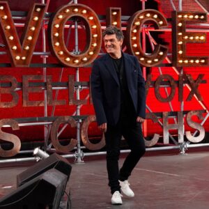 Marc Lavoine Instagram - On rigole un peu, mais on bosse beaucoup !
Derniers coachings avant les Grands Shows en direct de #TheVoice !

📷 @marwan_photographer