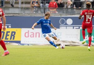 Marc Muniesa Instagram - Debut at home in front of our fans, thanks for your warm welcome💙🙌🏼 Disappointed to don’t get the 3 points but happy to see the way this team competes, onto the next one💪🏼⚽️ @lyngbyboldklub