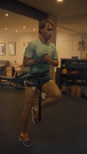Marc Muniesa Instagram - Dejando preparada la maquinaria para la nueva temporada @muniesa ⚽️ ⚡️💥 @fisiobox.co 

@jordidieguez8 

🎥 Creador digital; @santimartinezdg @ansinafilms