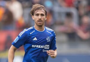 Marc Muniesa Instagram - Debut at home in front of our fans, thanks for your warm welcome💙🙌🏼 Disappointed to don’t get the 3 points but happy to see the way this team competes, onto the next one💪🏼⚽️ @lyngbyboldklub