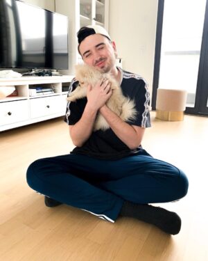 Marcel Althaus Instagram - Hätte mir jemand vor ein paar Monaten gesagt, was für eine Bindung man mit einem Hund aufbauen kann, hätte ich es niemals geglaubt! Ich liebe meinen Schuubi!❤️ Family goals mit @sonnyloops ❤️