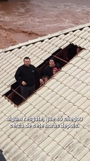 Marcel Stürmer Instagram - ⚠️O Rio Grande do Sul precisa de MUITA ajuda.
Assim como tantas outras, minha cidade natal- Lajeado- está debaixo d’água. 
Essa é a maior enchente da história e vidas estão sendo perdidas e destruídas. 
Por favor doe o que estiver ao seu alcance (informações no final do vídeo ou em @governo_rs). 
•
Imagens @gzhdigital @rdindependente @grupoahoraoficial. 
Voz @jeffbotega