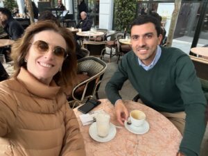 Marcela Cubillos Instagram - Conversando sobre gobiernos locales con @jorge_fuentes_fetis quien fue el alcalde más joven de Chile el año 2012. Mucha experiencia y buenos consejos 🇨🇱