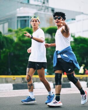 Marcell Darwin Instagram - Easy 10k