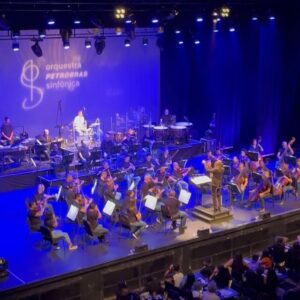 Marcelo Bonfá Instagram - Foram duas noites memoráveis!
Sábado no aniversário de Brasília tocando com meus irmãos  do @capitalinicial @dinhoouropreto e no domingo 
também casa lotada no @vivoriorj  no Rio de Janeiro com a @petrobras_sinfonica ,músicas lindas e belos arranjos! #brasilia #riodejaneiro @dadoebonfatour #legiaourbana