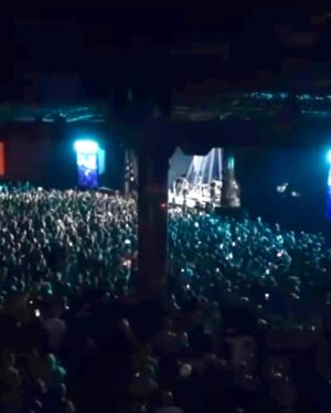 Marcelo Bonfá Instagram - Um final de semana intenso ,mágico mais q perfeito!..com shows em Ribeirão Preto e Campinas lotados ...e finalizando com sessões de ondas perfeitas em ambiente controladezimo!
Mega Interestelar!! Uhu
@boavistavillage @dadoebonfatour @paulobarcellos