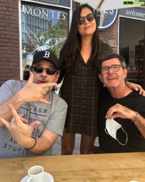 Marcelo Comparini Instagram - A punto de partir el último programa que hago en Radio Oasis. Muchas gracias por el apoyo, la buena onda y la sintonía.