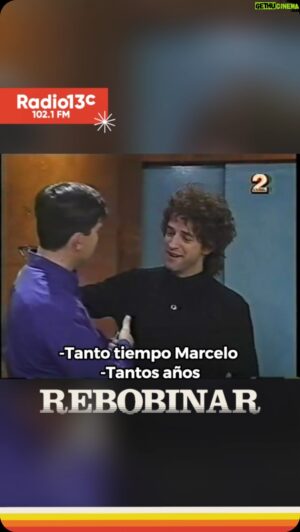 Marcelo Comparini Instagram - COMPARINI Y SU ENTREVISTA A CERATI 🚬 En #Rebobinar , a raíz del Día del Periodista, Marcelo y Roka recordaron grandes momentos que han vivido ejerciendo esta profesión. Y el momento que eligió Comparini fue cuando entrevistó a Gustavo Cerati en el programa “Plaza Italia”, en el marco del lanzamiento del disco “Bocanada” (1999). 

Escucha este y otros momentos en Radio13c.cl y en nuestra App 📲, y Rebobinar de lunes a viernes desde las 9.00 y después a las 14.00 por el 102.1 FM 📻 

#cerati
