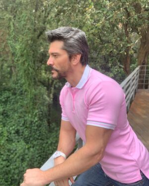 Marcelo Córdoba Instagram - Tener estilo es usar lo que te gusta, lo que te queda bien @tossique_  #mensstyle #mensfashion #casualstyle 📸 #actor #fashion