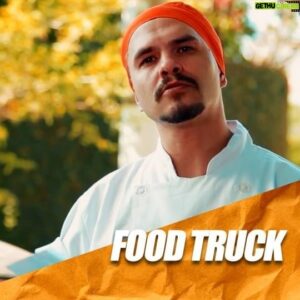 Marcelo Laham Instagram - FOOD TRUCK 

@marcelolaham 
@williansmezzacapa 
@mauricio_de_barros 
@ri_fialho
@marcelomarothy
@tatianademarca

#embrulhapraviagem #foodtruck #menu #comida