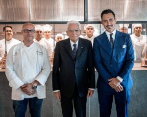 Marcelo Marocchino Instagram - … Un Honor Poder Recibir al Presidente Della Repubblica Italiana Sergio Mattarella En Nuestra Casa @capogrossi_chile … 🇮🇹🇨🇱

Esto es Fruto de un Team Fantástico y un grupo de persona Extraordinario, partiendo de la cocina, la sala y todo lo que involucra un restaurante… 
Como dijo el presidente a todos “ Complimenti “
.
.
.
#presidente #mattarella #italia