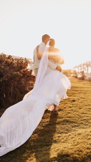 Marcelo Marocchino Instagram - … Insieme Per Sempre … 💍 
No hay Palabra Por Un Momento Tan Mágico Gracias a Ti Por Existir @maguibenet Y Acompañarme en este Camino Llamado Vida…
.
.
.
#married #sposi #italia 
Vídeo: @albertomartinetti
@binocolostudio