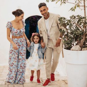 Marcelo Marocchino Instagram - Ostuni Città Bianca🤍 como el amor sano y puro..

Mi look @leandrabellocollection 💘

@albertogobbato_weddings