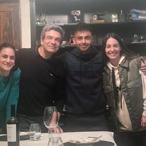 Marcelo de Bellis Instagram - Hermoso encuentro familia @pity_martinez 🥚❤️🥚 CRACK 🏆