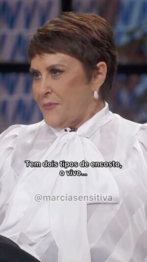 Márcia Fernandes Instagram - Vem entender melhor os tipos de encosto! 😛 Corte do @conversacombial.

#reels #marciasensitiva #sensemarcia #conselhos