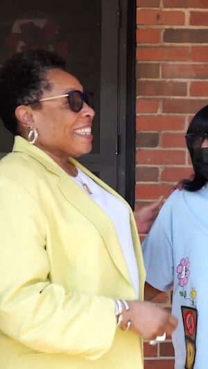 Marcia Fudge Instagram - When we envision the future of public housing investment, we think of programs like Choice Neighborhoods.

The Choice Neighborhoods funding will help revitalize our nation's public housing and the surrounding neighborhoods across the country.