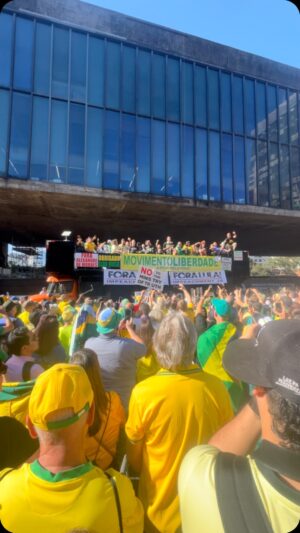 Marco Antônio Costa Instagram - 🚨URGENTE: Manifestação na Av. Paulista já iniciou, mais pessoas chegando a cada minuto. Venham para a paulista! #9deJunhoEUVOU 

Fora Alexandre de Moraes! Fora Lula! Pela liberdade de expressão e em apoio ao Rio Grande do Sul!