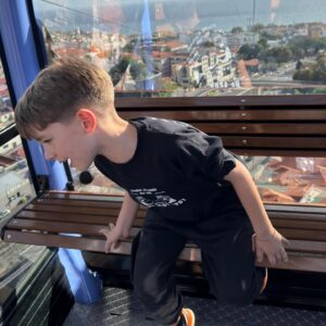 Marco Costa Instagram - Hoje o “meu” Mais velho esta de parabens 8 aninhos💚💚💚
Meu porque te trato como tal! sei qual o meu lugar, e tu sabes qual é o meu!
Que possa ver te crescer  e que te possa ajudar a ser Sempre um menino/homem melhor!
Vamos ser os melhores amigos ate que eu seja velhinho🙈
Amo te meu puto Vicente
Hoje vamos festejar 💚💚💚

Parabéns a ti tambem meu amor @carolinamnpinto 
8 anos que começaste a ser essa mãe maravilhosa
