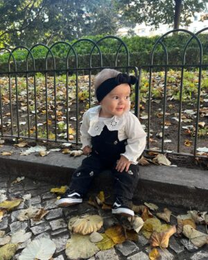 Marco Costa Instagram - Todas os dias  tiro alguns segundos para refletir sobre a vida. O sentimento de gratidão toma conta de mim sempre que olho para a minha familia!
Depois de tudo que passei, sei que o simples fato de vos ter,  de respirar é um grande presente!

Que nunca me falte a forca que a voces nunca vos faltara nada!

Amo vos 
❤️🙏🏽❤️
