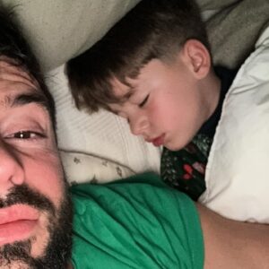 Marco Costa Instagram - Hoje o “meu” Mais velho esta de parabens 8 aninhos💚💚💚
Meu porque te trato como tal! sei qual o meu lugar, e tu sabes qual é o meu!
Que possa ver te crescer  e que te possa ajudar a ser Sempre um menino/homem melhor!
Vamos ser os melhores amigos ate que eu seja velhinho🙈
Amo te meu puto Vicente
Hoje vamos festejar 💚💚💚

Parabéns a ti tambem meu amor @carolinamnpinto 
8 anos que começaste a ser essa mãe maravilhosa