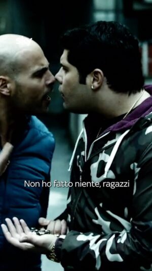 Marco D'Amore Instagram - Vi sblocchiamo un Gennaro Savastano alle prime armi.
Tutte le stagioni di #GomorraLaSerie sono ora disponibili

#Gomorra10anni