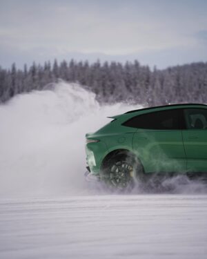 Marco Ferri Instagram - I spent the last weekend in the Swedish #Lapland, sleeping in a treetop house and learning how to drift this #DBX707 on a frozen lake 🔥😮‍💨 Only the @astonmartin family is able to make this kind of magic. Thank you for having me! 

#AstonMartin #IntensityDriven #Sweden #ArcticCircle #Drift