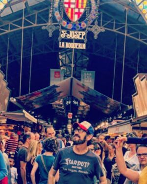 Marco Giallini Instagram - #labouqueria @marco_giallini_official #españa #barcellona @rivamesta @simonespada73 @emilioscattaretico @mauriziocalvesi
