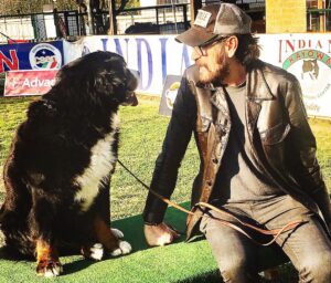 Marco Giallini Instagram - IO E PATO ... #domanièunaltrogiorno #bovarodelbernese #film #simonespada #valeriomastandrea #annaferzetti #mauriziotedesco #massimoperla