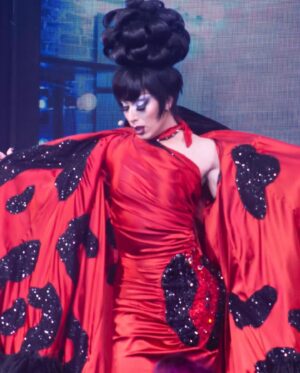 Marco Marco Instagram - BRAVA @dragthemusical 👏 Congrats on a sickening run in Hollywood❗️Costumes by #marcomarco 💙

#dragthemusical #drag #lgbtqia #fashion #costumes