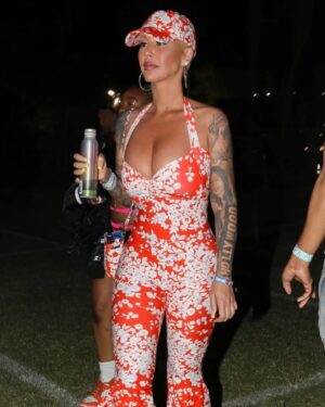 Marco Marco Instagram - Now that’s how you Chella🔥 @amberrose brought the #marcomarco looks to Coachella Weekend 1!

#amberrose #fashion #coachella2024