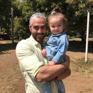 Marco Méndez Instagram - Hoy toco ir a la Huerta con mi sobrina Victoria ! Jaja