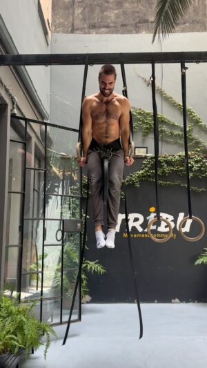 Marco Tostado Instagram - Vamos por 20 Lbs para el sig PR y así hasta conseguir las 45 lbs .

#muscleup #calisthenics #calisteniamexico