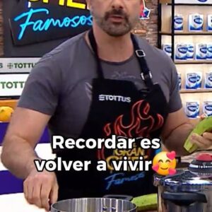 Marco Zunino Instagram - #ElGranChefFamosos 🍬 Para todos los Nubecinos 🎶

📺 Y prepárate para un miércoles de grandes sorpresas en Latina Televisión ✨

➡ Mira @elgrancheffamosos.tv a través de la señal de Latina y Latina.pe 🍽 📺 #chefcitos  #elgranchef #elgrancheffamosos
