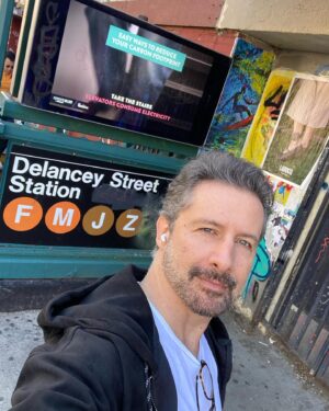 Marco Zunino Instagram - NYC, teatro , amigos , arquitectura , comida … para que más !! #gracias #nyc #broadway