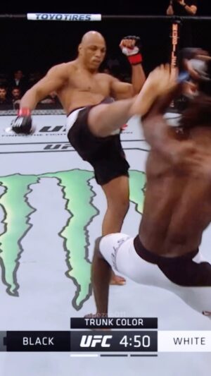 Marcos Rogério de Lima Instagram - Impulsionando avanços um passo de cada vez. ✌🏾👊🏾🦍🇧🇷🇺🇸

@digi.tal.marketing_ 
.
.
#UFC #LutadordoUFC #MMA #boxe #ufc #lowkings #lowking #marcospezaodelima #Pezao011