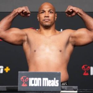 Marcos Rogério de Lima Instagram - No ringue da vida, cada desafio é uma luta. No UFC, cada luta é um passo para o próximo nível. 🥊 De cada queda, melhoramos. De cada vitória, crescemos. ✌🏾👊🏾🦍

In the ring of life, every challenge is a fight. In the UFC, every fight is a step to the next level. 🥊 With each fall, we improve. From each victory, we grow. ✌🏾👊🏾🦍

.
.
.
.
.
#evolução #persistência #sonhos #UFC #MMA #Desafios #superação