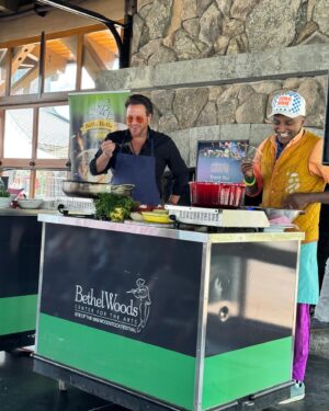 Marcus Samuelsson Instagram - A weekend in the Catskills can only be made better when you’re sharing good food with good friends. Thanks for having me up for @catskill_cuisine, @conantnyc!