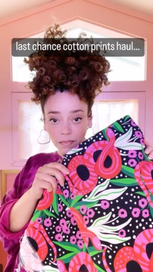 Marcy Harriell Instagram - When you walk into Madame Joann’s for chalk
And come out with 20 yards of fabric
#instasew #sewingreels #sewistsofinstagram