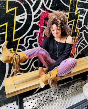 Marcy Harriell Instagram - met two new beautiful humans✔️
working on a new musical with a bevy of beautiful humans✔️
got two new comic books from another beautiful human✔️
…and
Got told I was THAT B✨TCH by a self professed super fan (also a beautiful human)✔️
These are now my lucky leggings.
Thanks for the rad pics @beescolnick 💗🔥💗