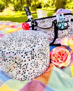 Marcy Harriell Instagram - When you’ve got a sweet pink leopard print sewing basket and matching caddy, OF COURSE YOU COORDINATE THE ENSEMBLES. (Sorry, Rob.)

We went on a fashionable picnic courtesy of Dyno, the exclusive makers of Singer Sewing accessories & notions. The caddy has a gazillion pockets and it folds up flat, which means it is going with me everywhere. And the basket doubles as a purse. OBVIOUSLY.

Come on a Handmade Harriells picnic with us…Link in bio and my stories for the full YouTube video💗

#backtoschool #sewingnotions #sewingaccessories #handmadeharriells #instasew #sewingfun @dynomerchandise