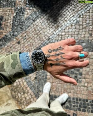 Marek Pavala Instagram - Když se jde do školky, musí vypadat! Ona to teda neni školka, ale školička, jesle se už prej neřiká.