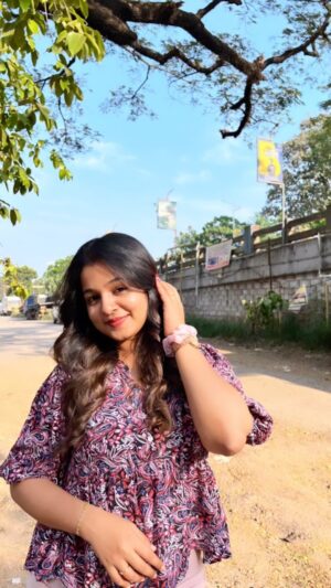 Margret Antony Instagram - New year new us 😂😜 ! 
Also prepping up for a dream come true moment ♥️✨

#newyear #newhairwhodis #welcome2023 #positiveaffirmations