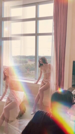 Mari Iriki Instagram - オフショット①
♡
12/18発売
『週刊現代』

#グラビア #週刊現代 #グラビア撮影 #オフショット #オフショットムービー #入来茉里  #gravure  #japanesegirl