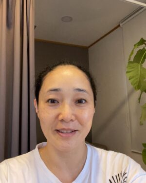 Mari Nishio Instagram - 美人姉妹のよもぎ蒸しサロンへ‼️初めて行く場所でしたがのどかで風が気持ちが良かったー。よもぎ蒸ししてから、足ツボ、フェイシャルと、盛りだくさんで、茹で卵にしていただきました😍ありがとうございました！明日からもがんばりまーす🌿🌿🌿🌿🌿🌿
@garden.umahori 
@happy_garden.2525
#馬堀
#嵯峨野線
