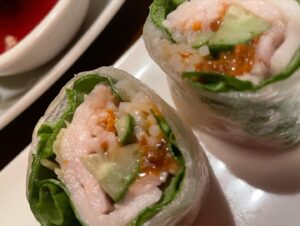 Mari Nishio Instagram - @restaurantsaigonvietnam ベトナム料理サイゴンさんへ行ってきました。
正直なところ、私、ベトナム料理って、ボンヤリしていました。タイ料理とか、中華とかハッキリと分かる感じではなく、、、、、。
そして本日衝撃を受けました。好き！好きですベトナム料理🇻🇳！そしてここの味付けが本当に美味しい‼️パインミーのパンやばいですね🥖試行錯誤してパンはお取り寄せしているそうです。(美人女将談😊)
蒸し春巻き、皆さん食べたことありますか？これまたトロリとして美味しい！
夜はまた楽しそうなメニューとなってます。
うぁーんさっき食べたばかりなのにもう食べたいです！
美人女将、どうもありがとう！
@restaurantsaigonvietnam 
@takakiyokatura