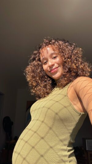 Mari Oliveira Instagram - levemente animados