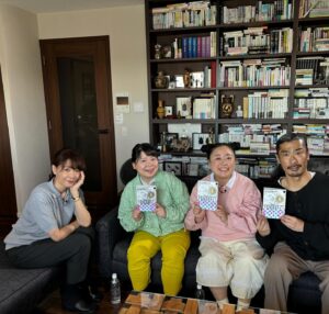 Mari Yamazaki Instagram - TBS 『王様のブランチ』
明日4/13(土)午後の部
＜語りたいほどマンガ好き＞にて『続テルマエ・ロマエ』1巻の紹介で出演いたします（13:00ごろの予定）
