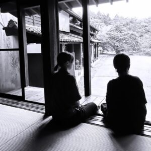 Mari Yamazaki Instagram - 昨年は仕事で金沢や珠洲など石川県に幾度もお邪魔いたしました。お世話になった方たちが暮らしていらっしゃいます。
皆様どうかご無事で。